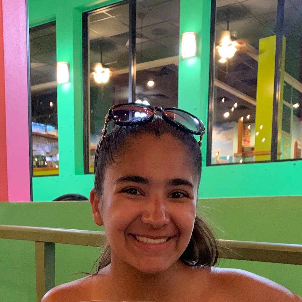 Meet your Posher, Hannah